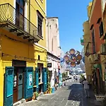 Casa Marina Прочида